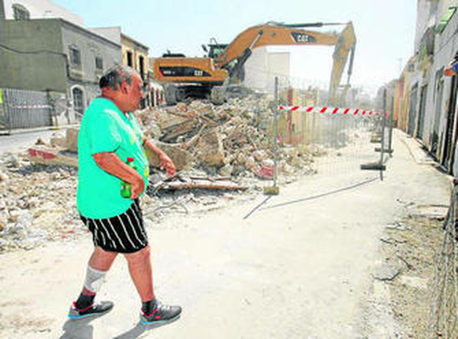 El paisaje de vallas en el Barrio Alto, donde Urbanismo tiene programado para el próximo año la segunda fase de reformas.