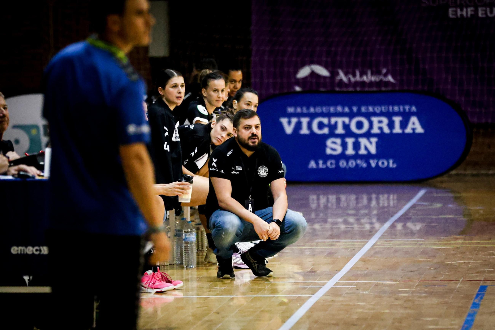 El Costa del Sol Málaga sabe sufrir (22-21)