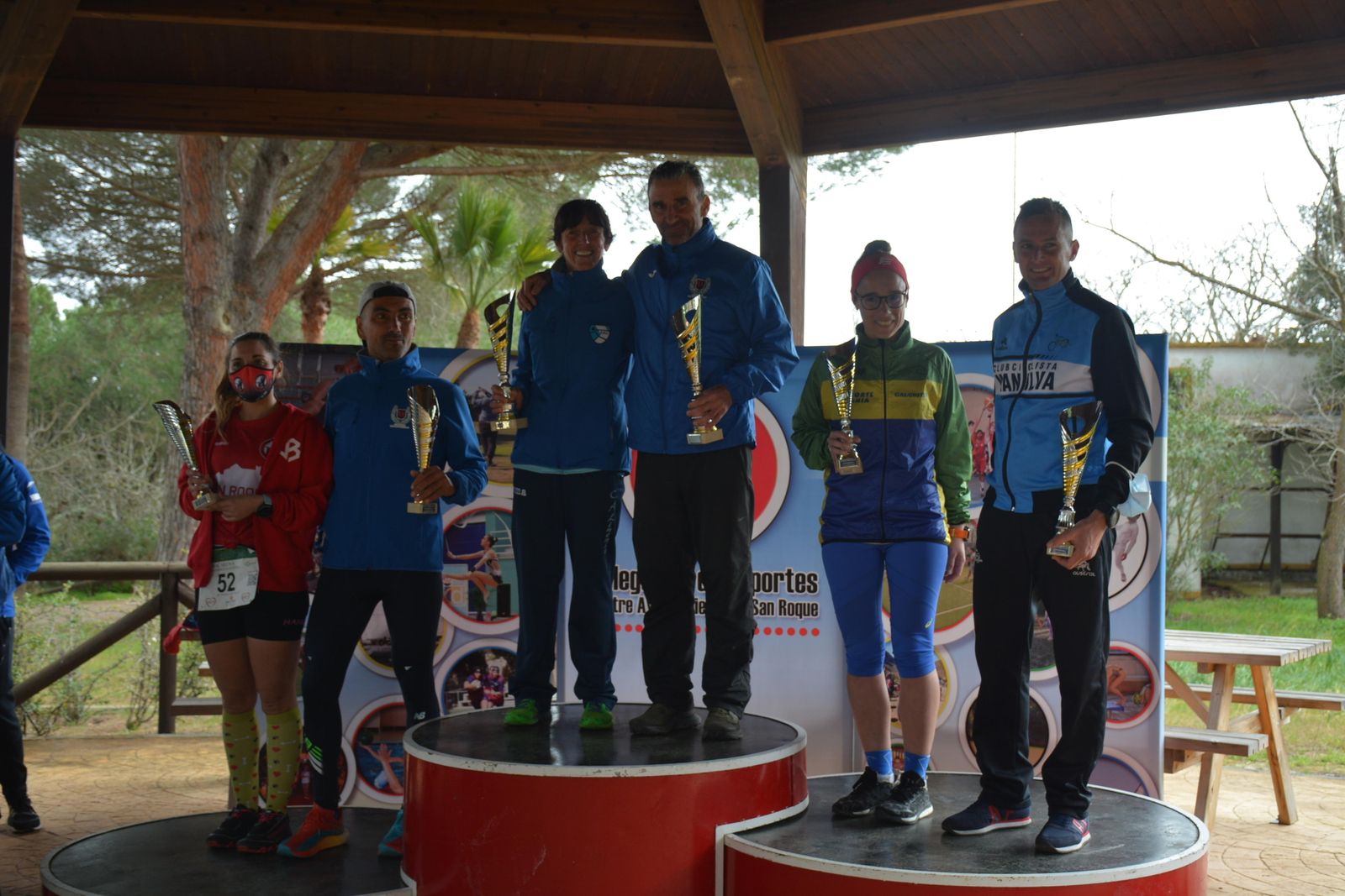 Laureano Mesa y Marisa Pitarch, en lo más alto del podio.