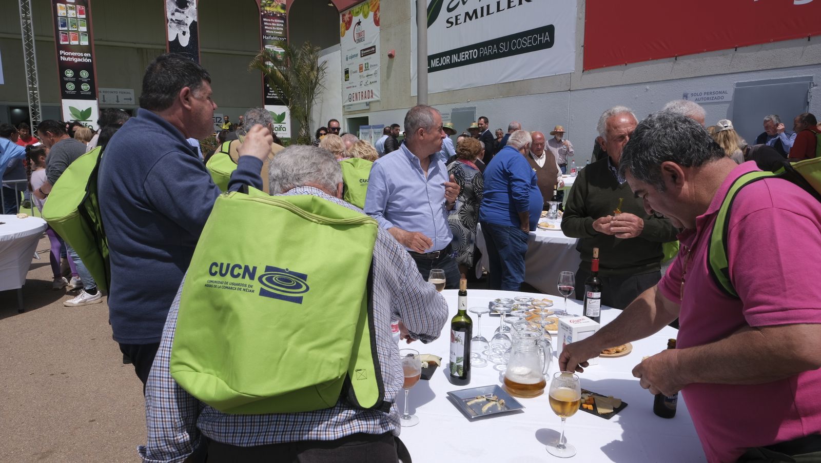 Imágenes de las jornadas de la CUCN sobre el agua en la Expolevante de Níjar.