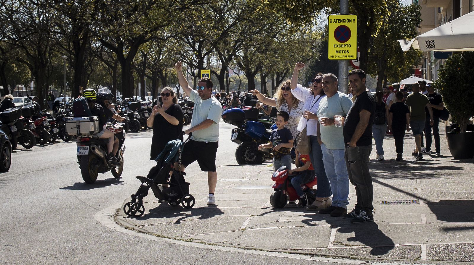 Búscate en el ambiente motero del sábado del Gran Premio de Jerez 2025