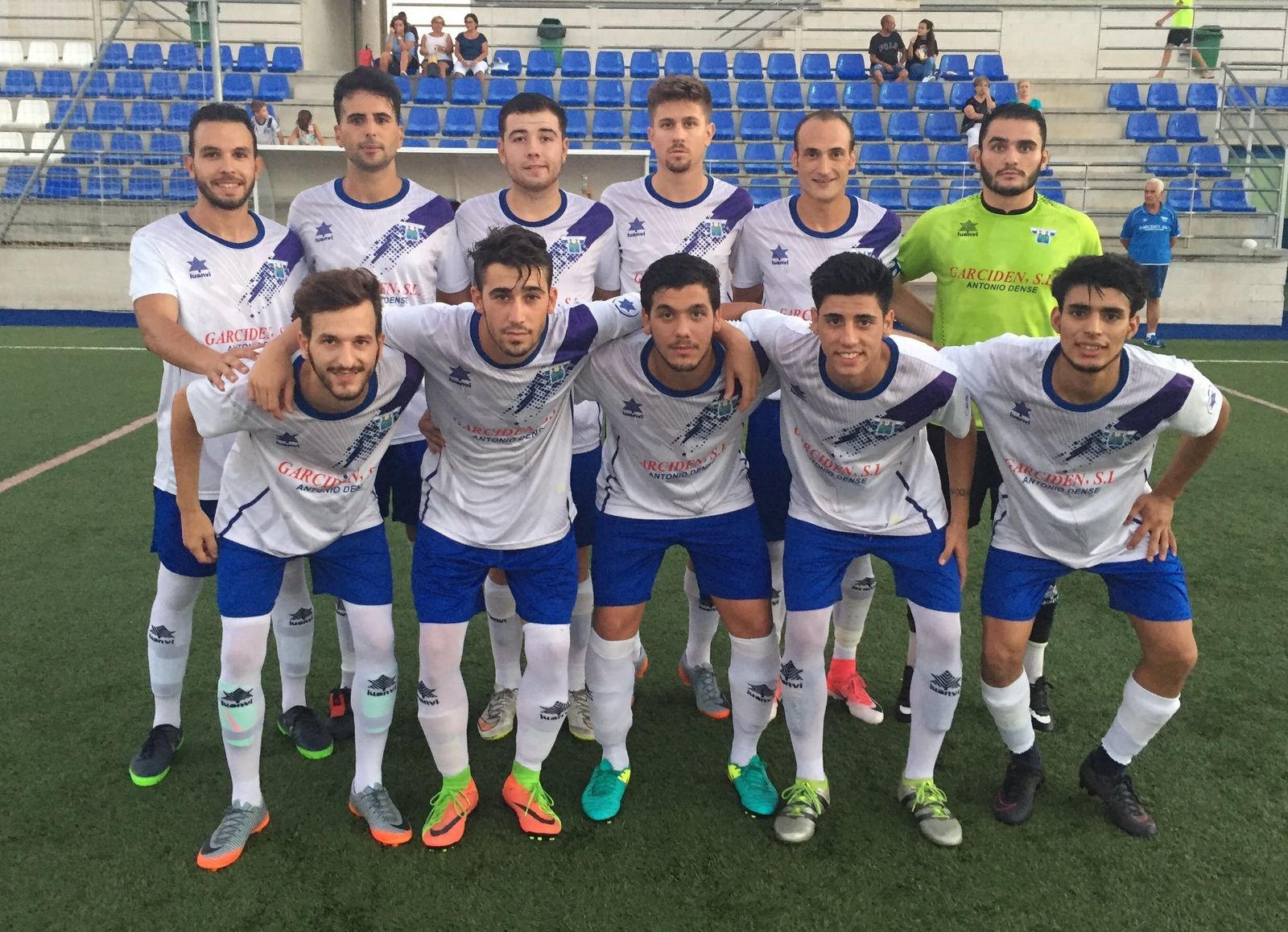 El Levante almeriense lidera en el inicio liguero