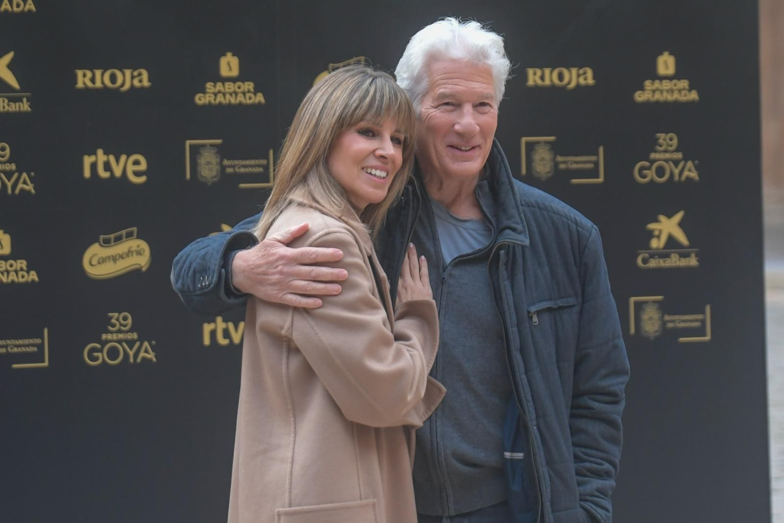 Así ha sido la llegada de Richard Gere al Palacio Carlos V de Granada