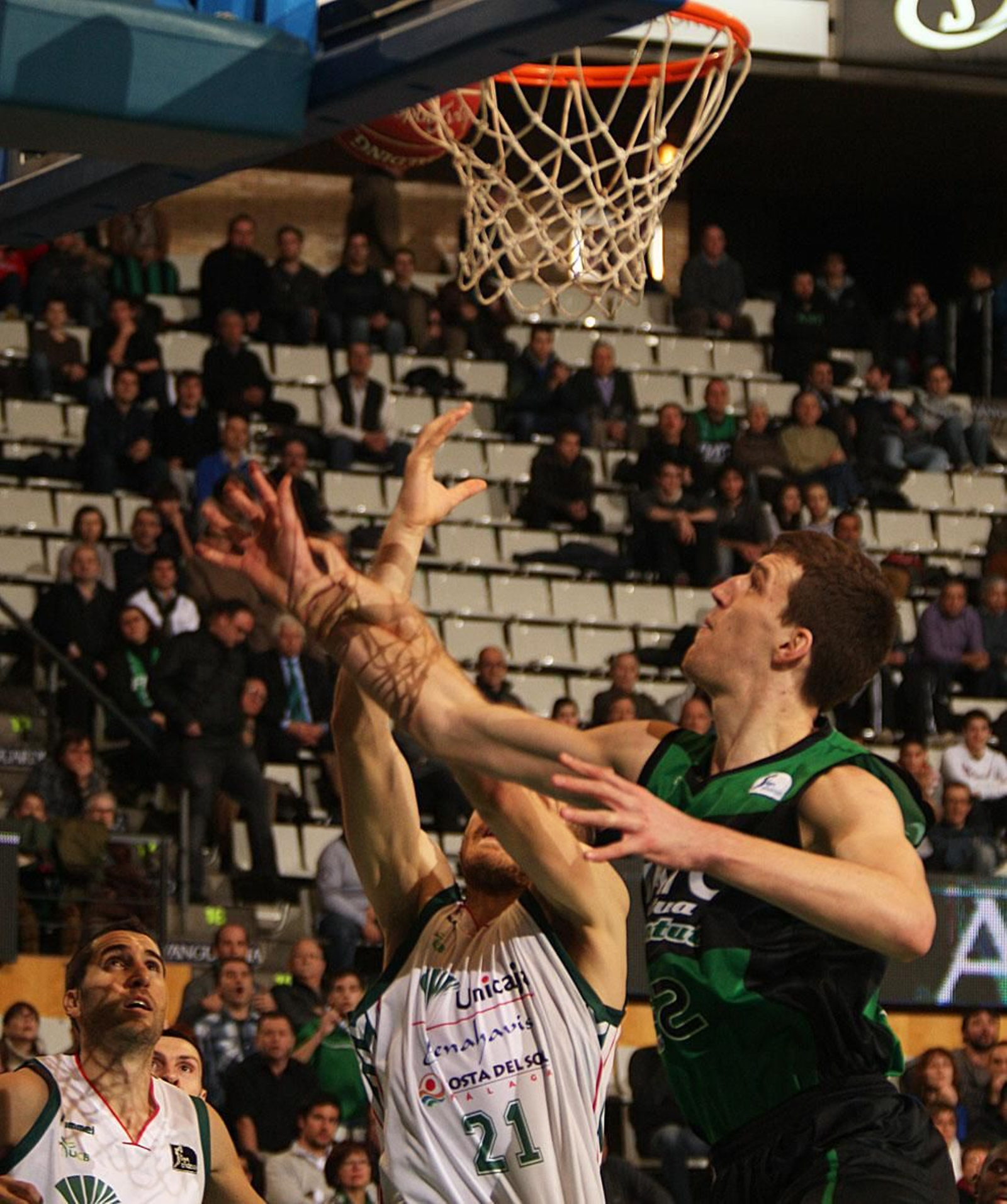La carrera de Ognjen Kuzmic, en fotos