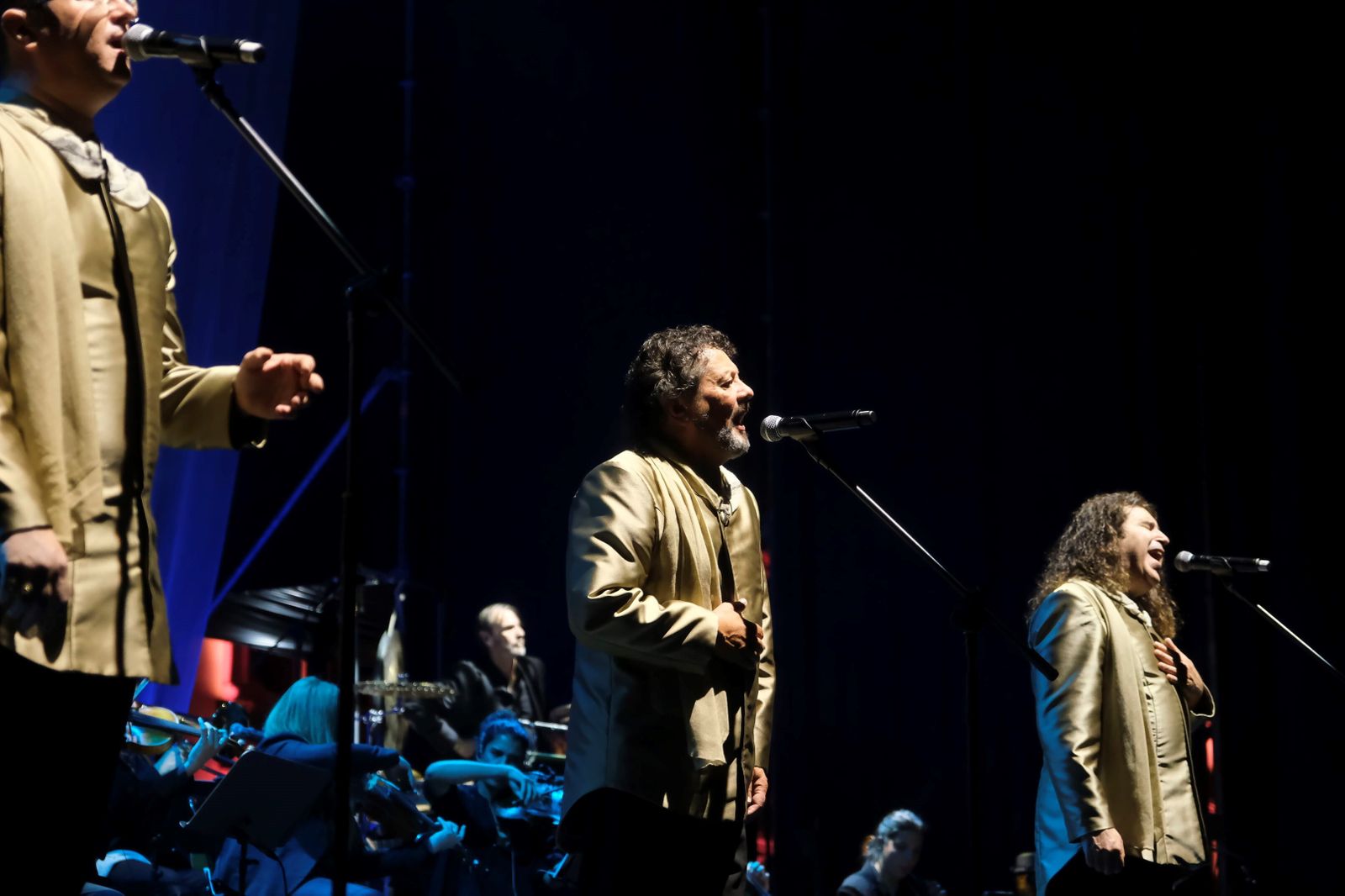 Los Cantores de Híspalis actúan en La Corredera, en imágenes