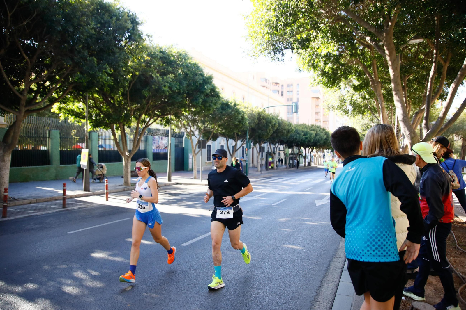 Imágenes de la Carrera contra el Cáncer de Almería