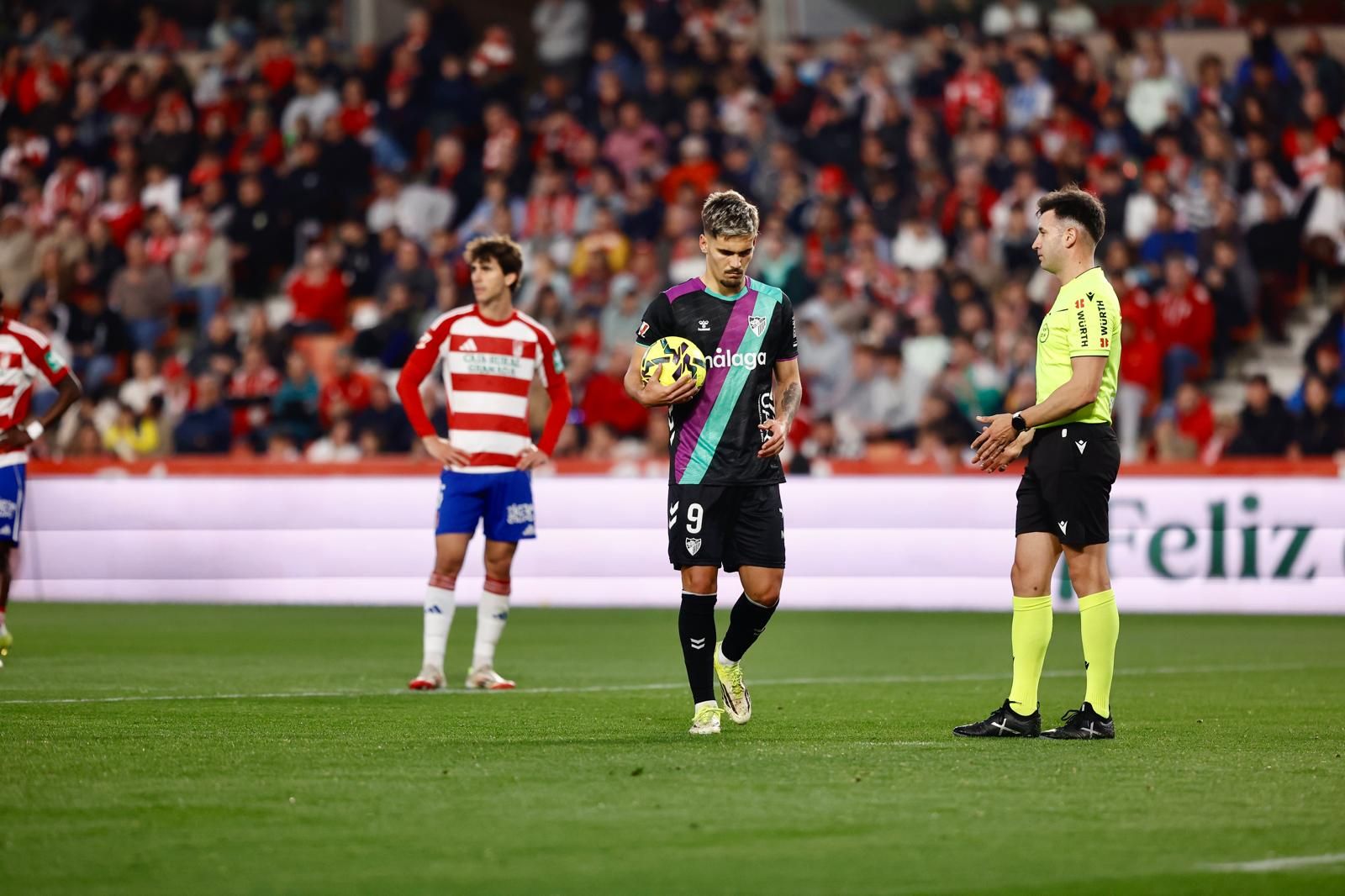 El Granada-Málaga CF, en fotos