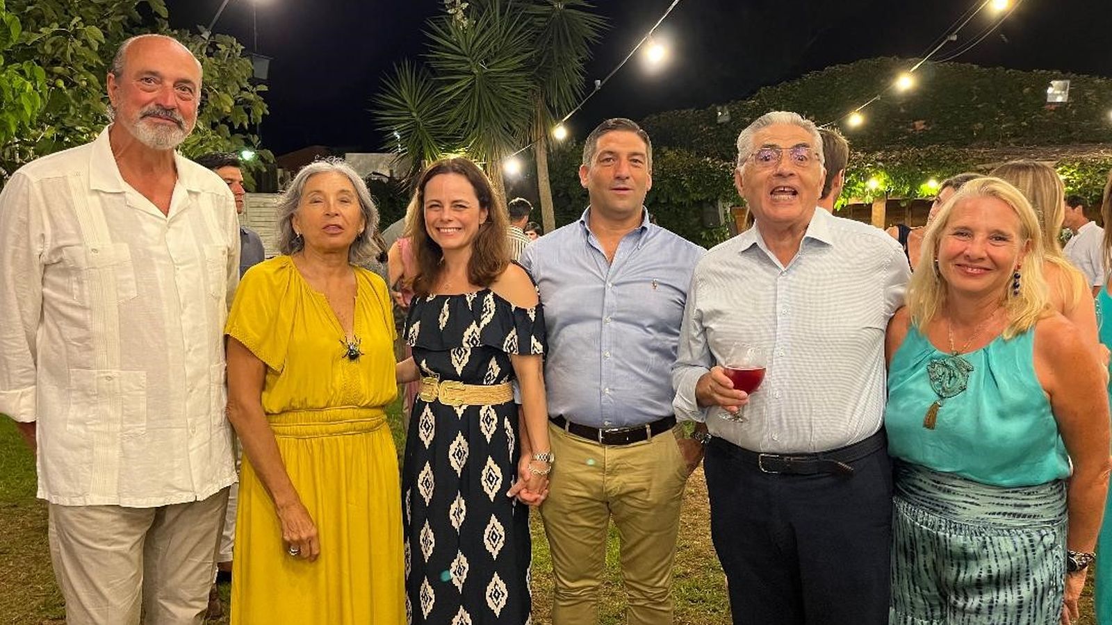 El organizador del encuentro familiar, José Ramón Fernández de Mesa Temboury, con Sara Posé, Juan y Antonio Jurado y Almudena de Arteaga.