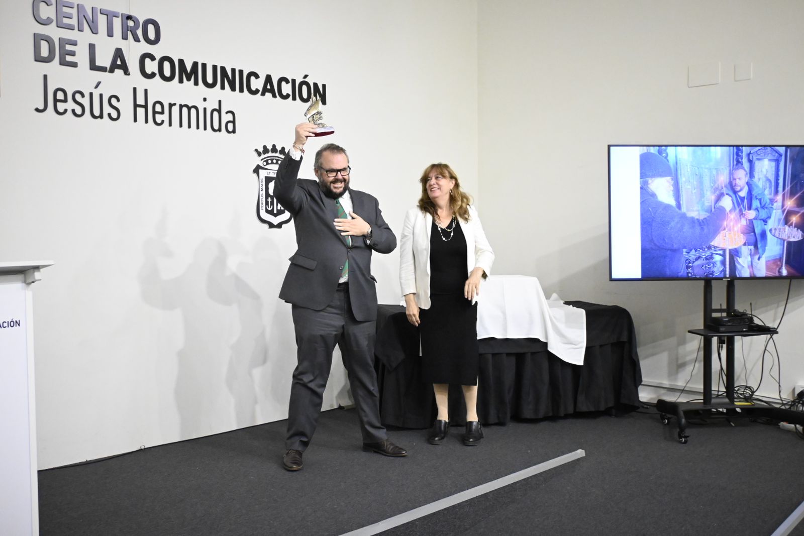 Las imágenes de la entrega del premio Ángel Serradilla 2024 en Huelva