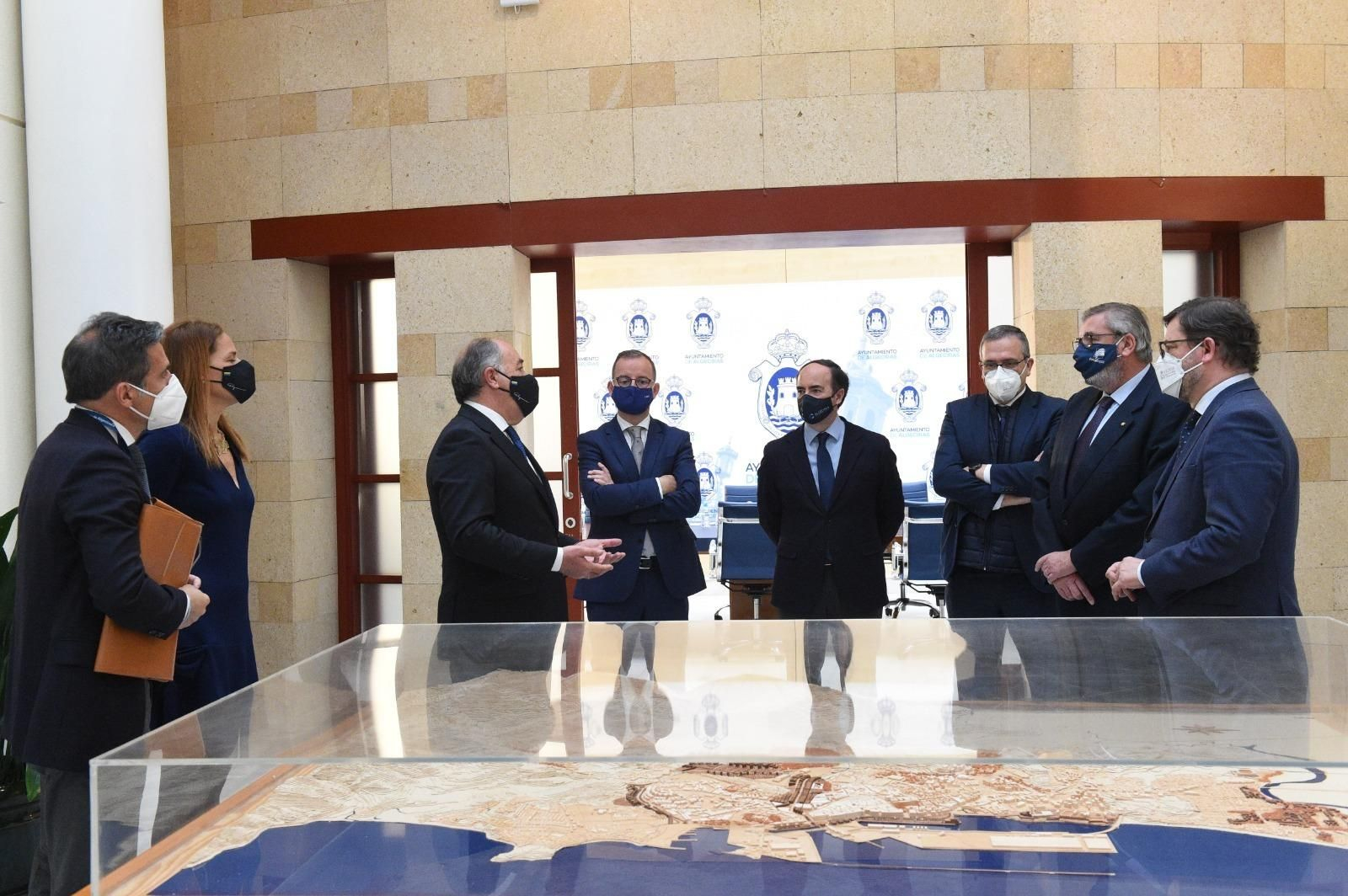 Las asociaciones empresariales AAEF y Cesur se suman al apoyo al Ramal Central