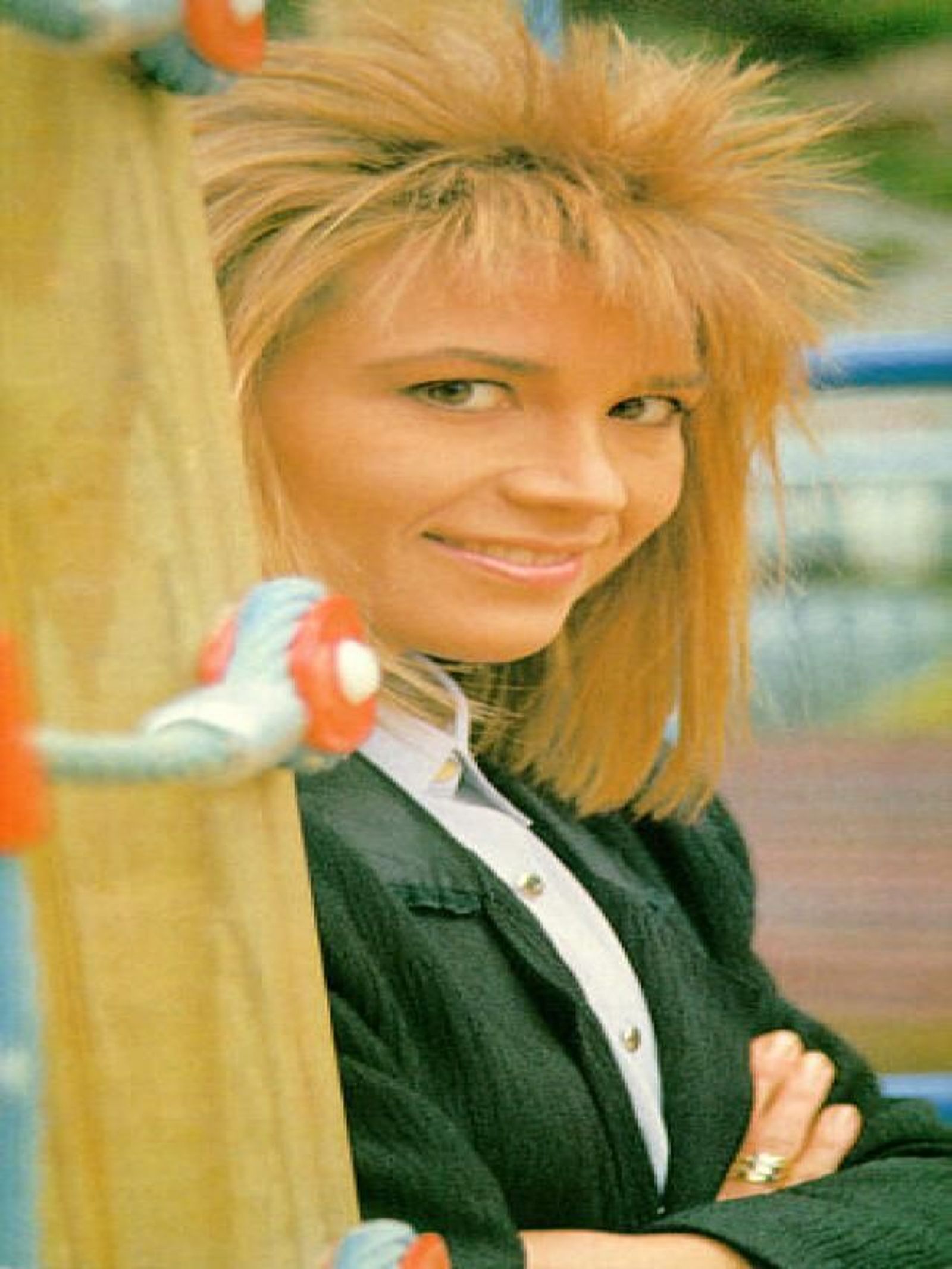 Julia Otero en plena popularidad del concurso '3x4' con su pelo-pincho