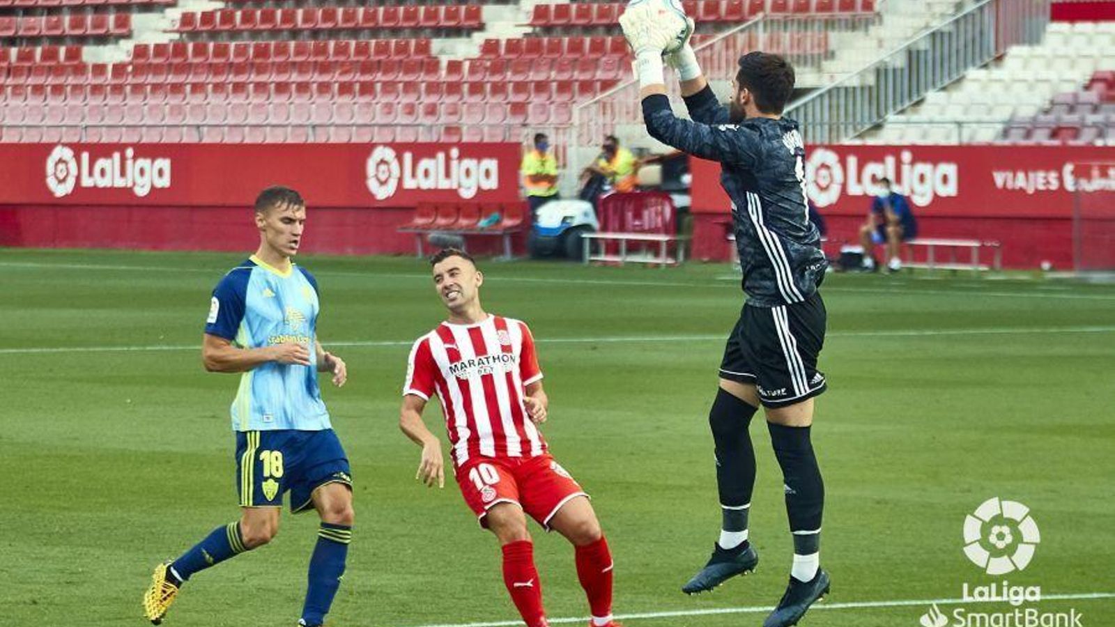 Sivera ataja un centro de Mojica.