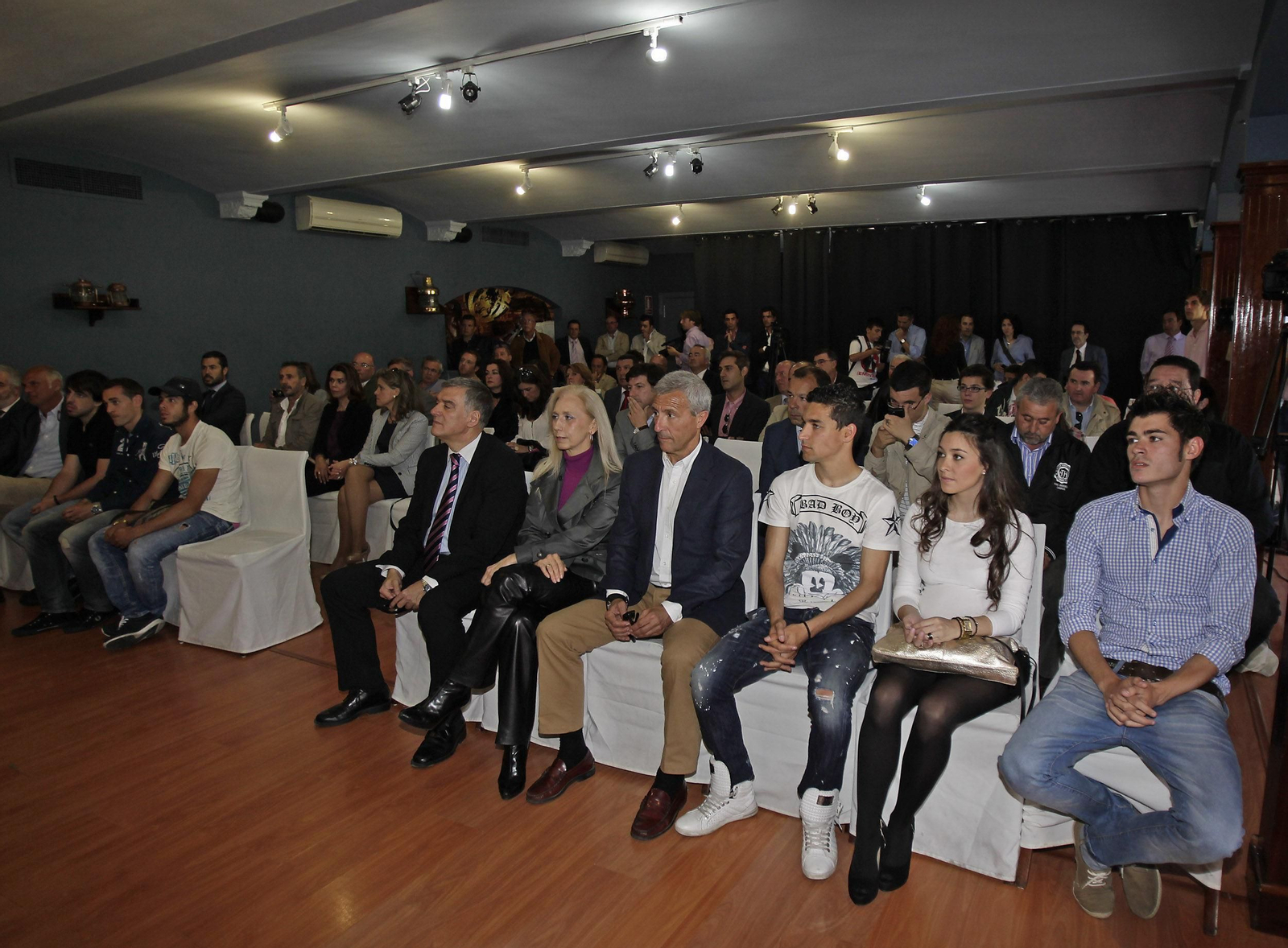 Pablo Blanco y Jesús Navas, en un acto social.