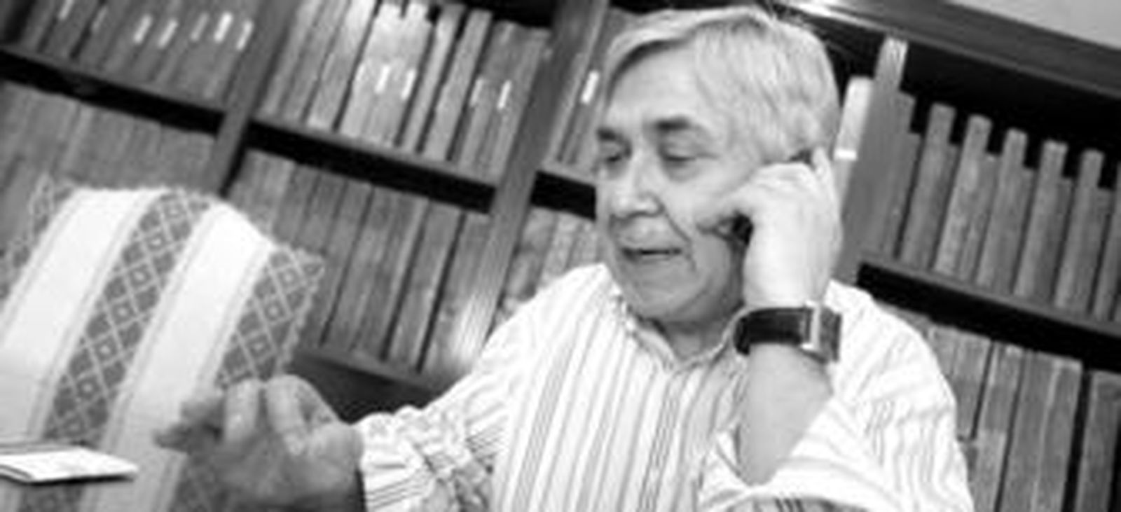 Muñoz no se separa del teléfono desde que se presentó el recurso por presunta alineación indebida.