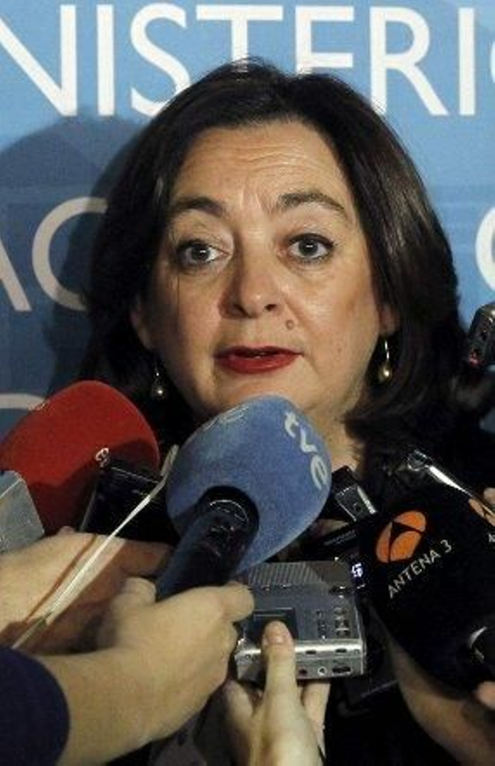 La Junta no permitirá que se cierren colegios públicos para abrir otros privados