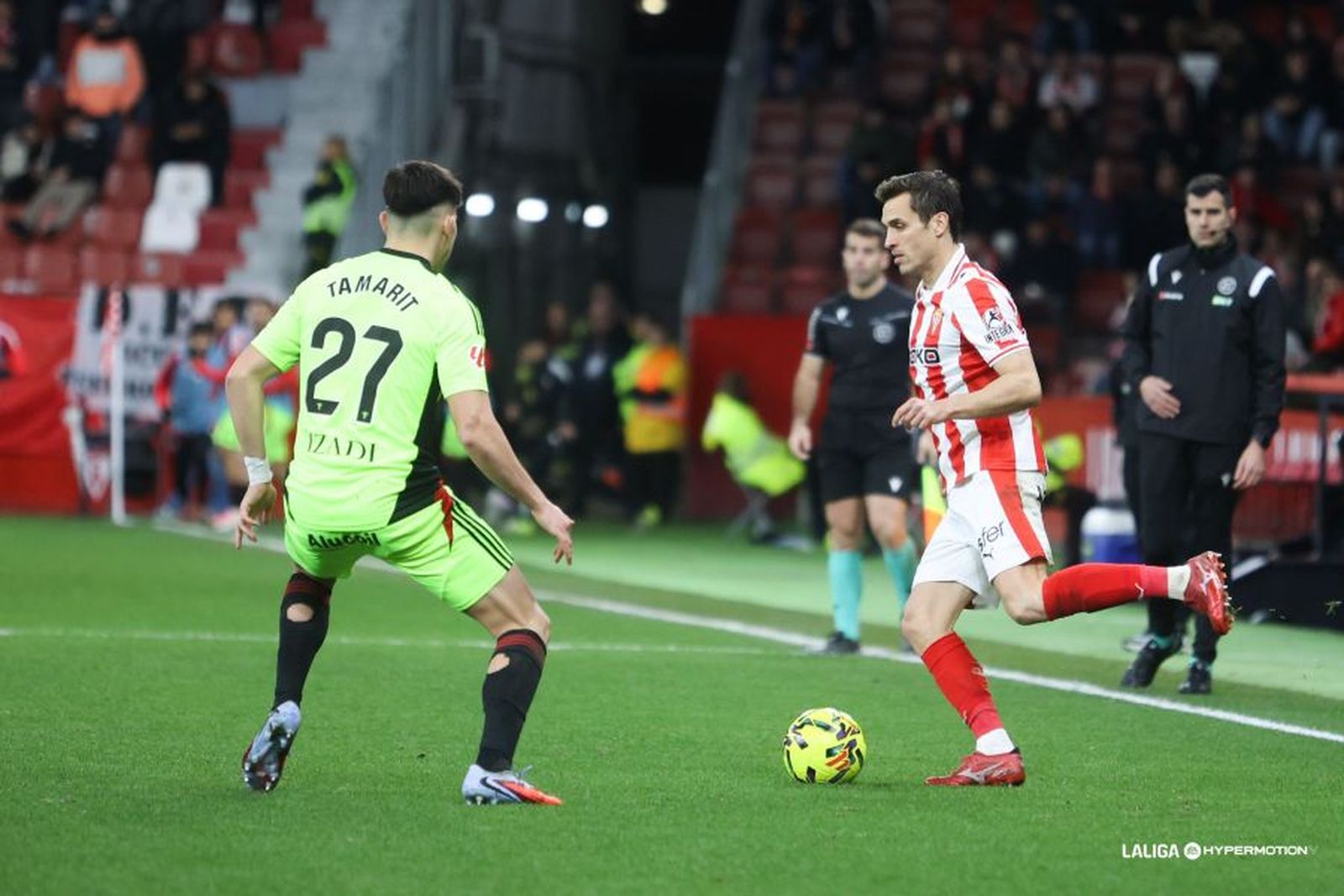 El Sporting golea al colista Mirandés, próximo rival del Málaga CF