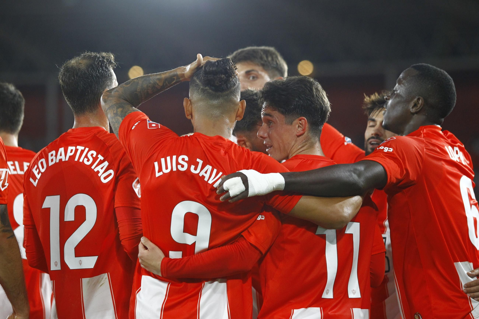 U.D. Almería-Racing de Santander, en imágenes
