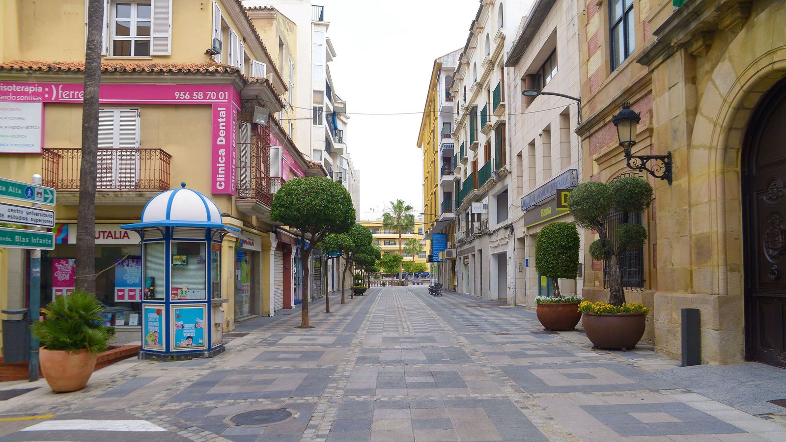 La calle Alfonso XI de Algeciras, también conocida como calle Convento.