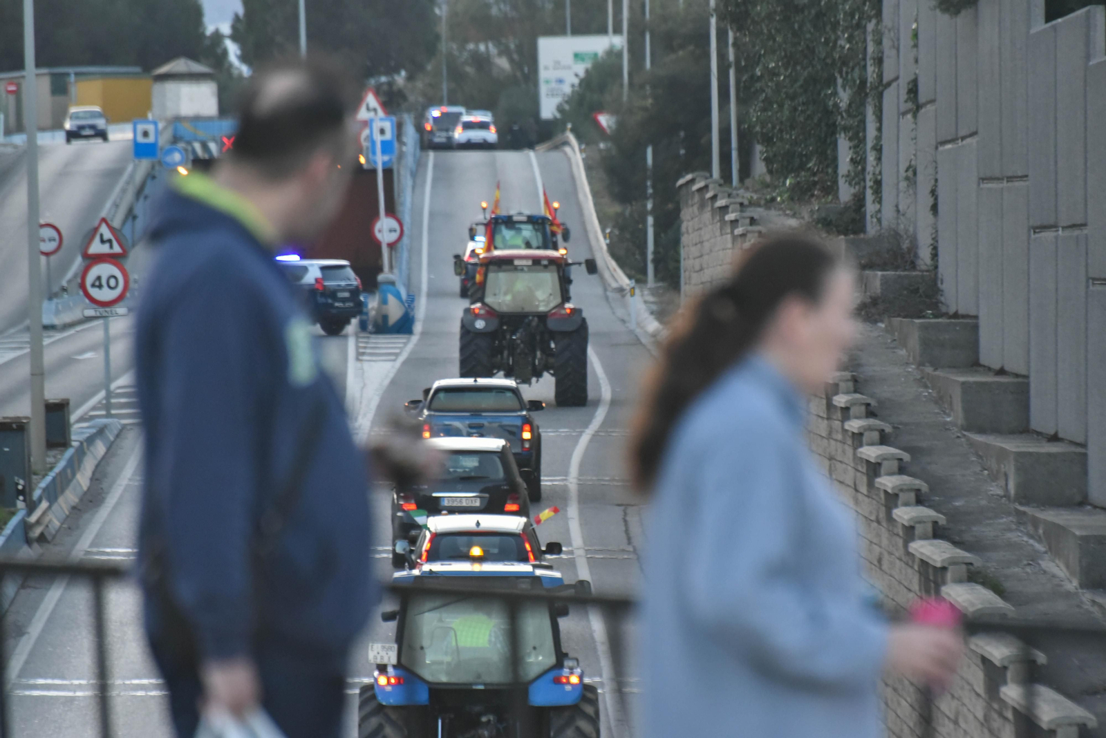 La tractorada del sector primario en Algeciras, en imágenes