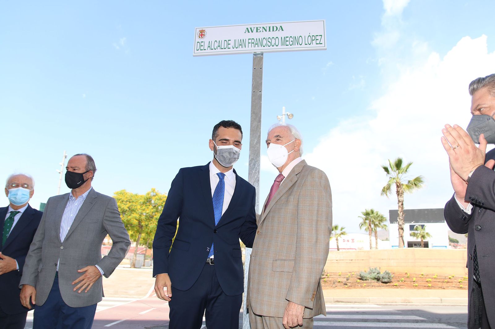Fotogalería de la inauguración de la avenida en homenaje al exalcalde Juan Megino