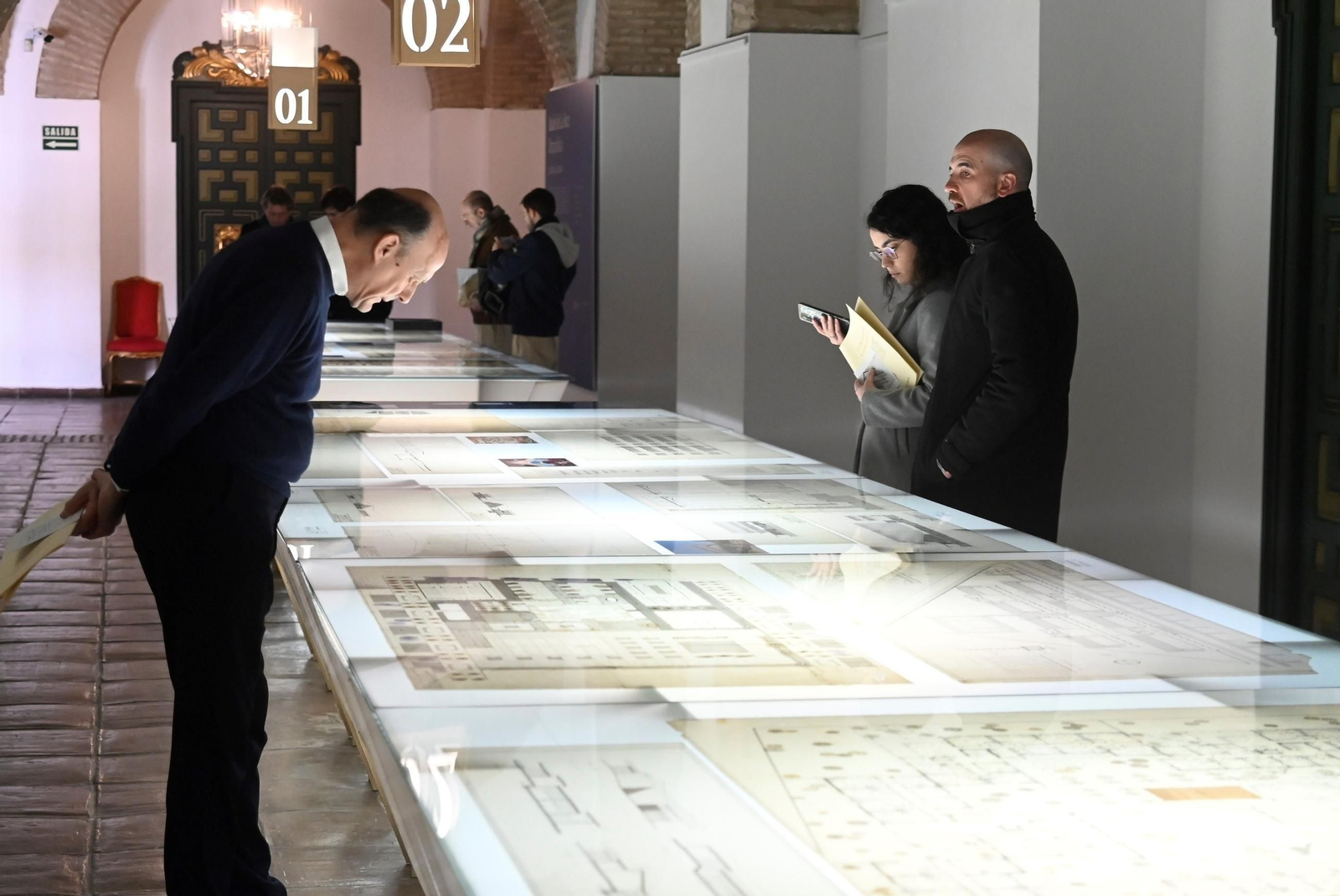 La exposición sobre la obra pública del arquitecto cordobés Rafael de La-Hoz, en imágenes