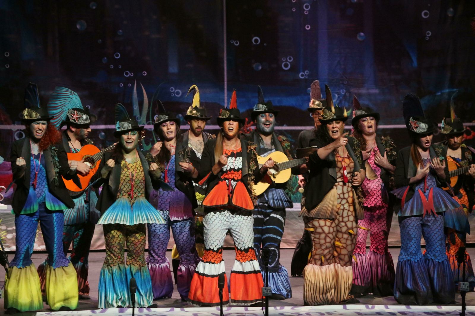 Comparsa Peces de ciudad.