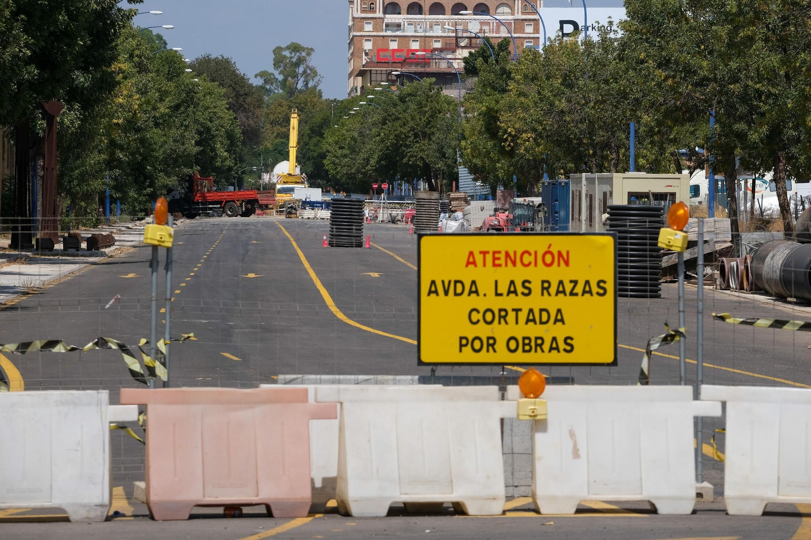 Estos son los cortes de tráfico por las obras de la avenida de las Razas