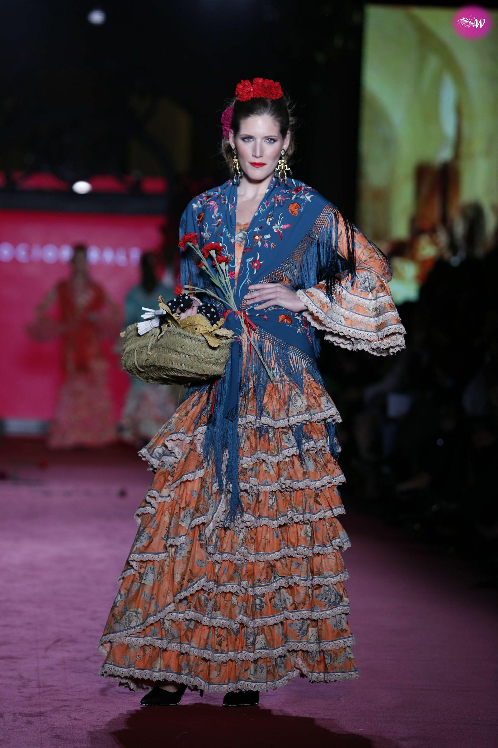 Rocío Peralta en We Love Flamenco 2020, el desfile en fotos