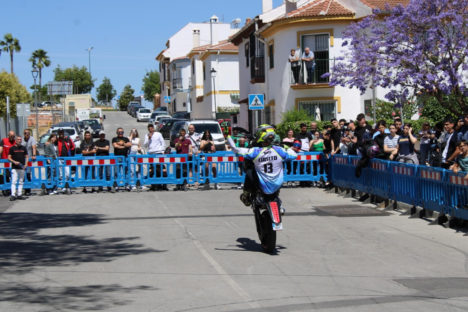 Miles de personas en Alhaurín de la Torre en la Maxi Concentración Motera