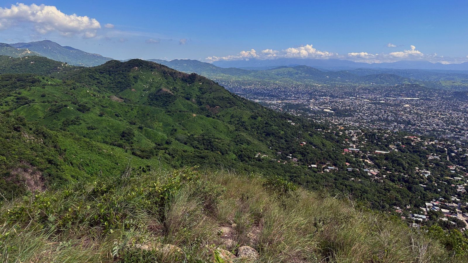 La zona del Cerro de la Bola La zona del Cerro de la Bola