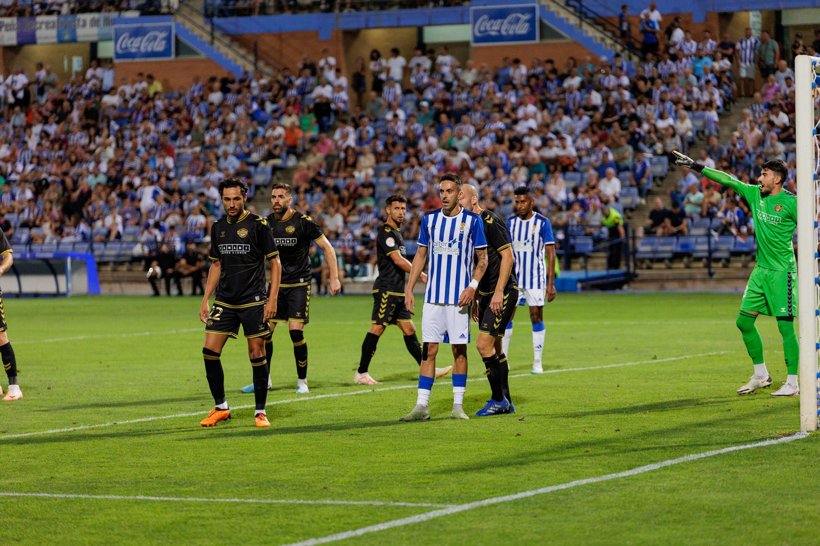 Las imágenes del partido entre el Recreativo de Huelva y el Intercity
