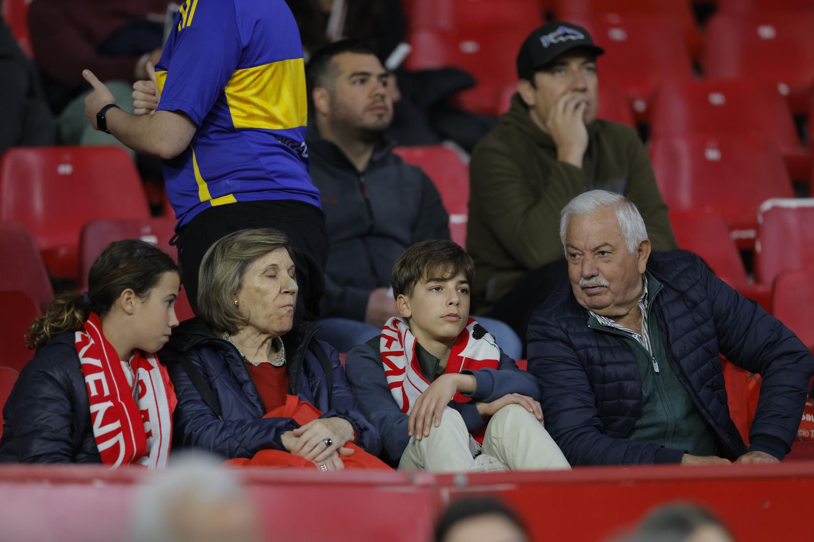 Búscate en las fotos del Sevilla Fc - Mallorca