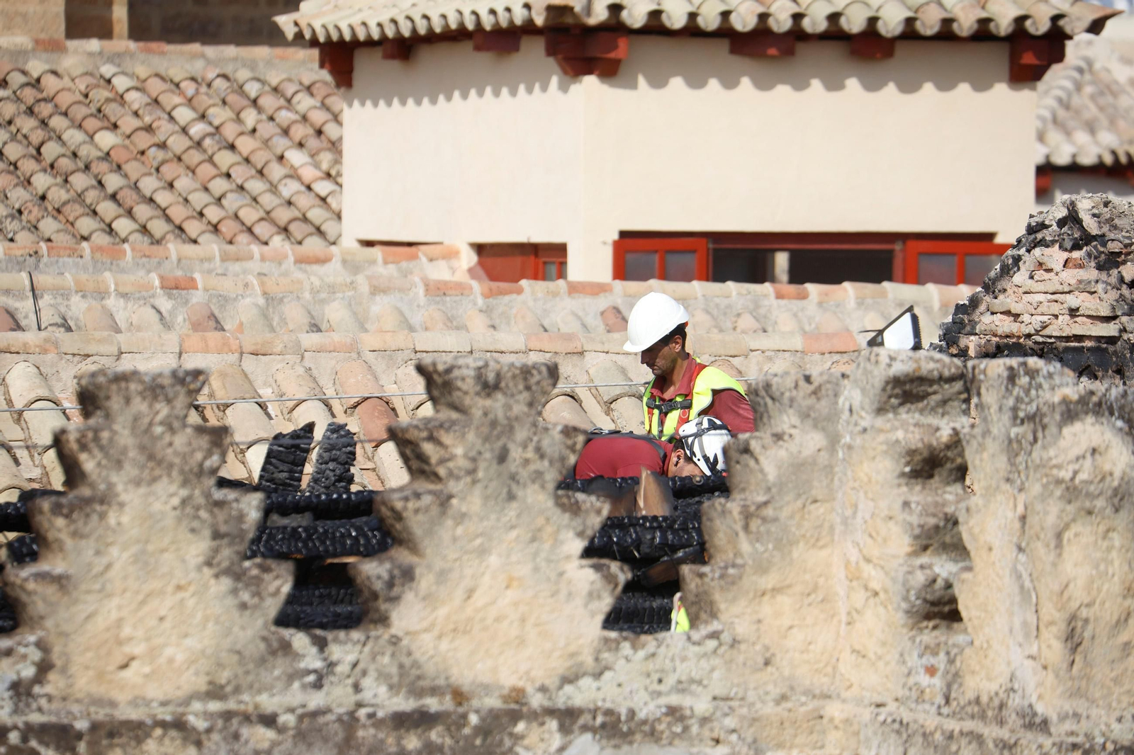 La visita del presidente de Icomos España a la Mezquita de Córdoba tras el incendio