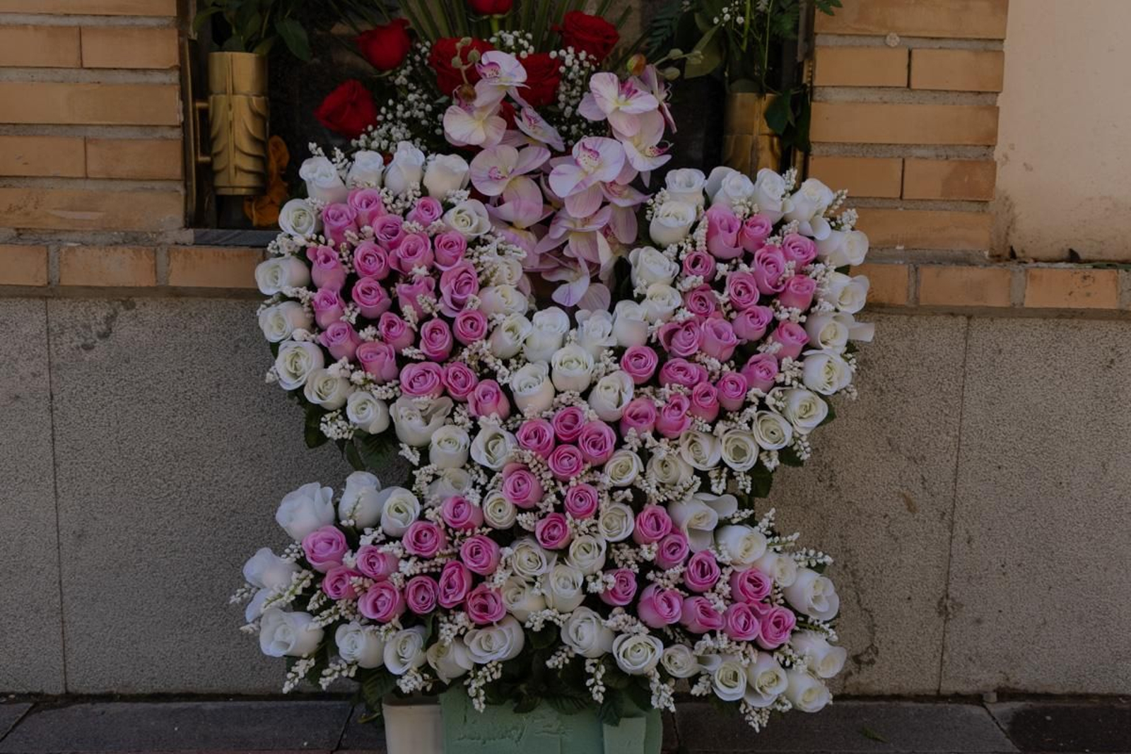 Día de Los Santos en el cementerio de San Fernando y San Eufrasio de Jaén, en imágenes