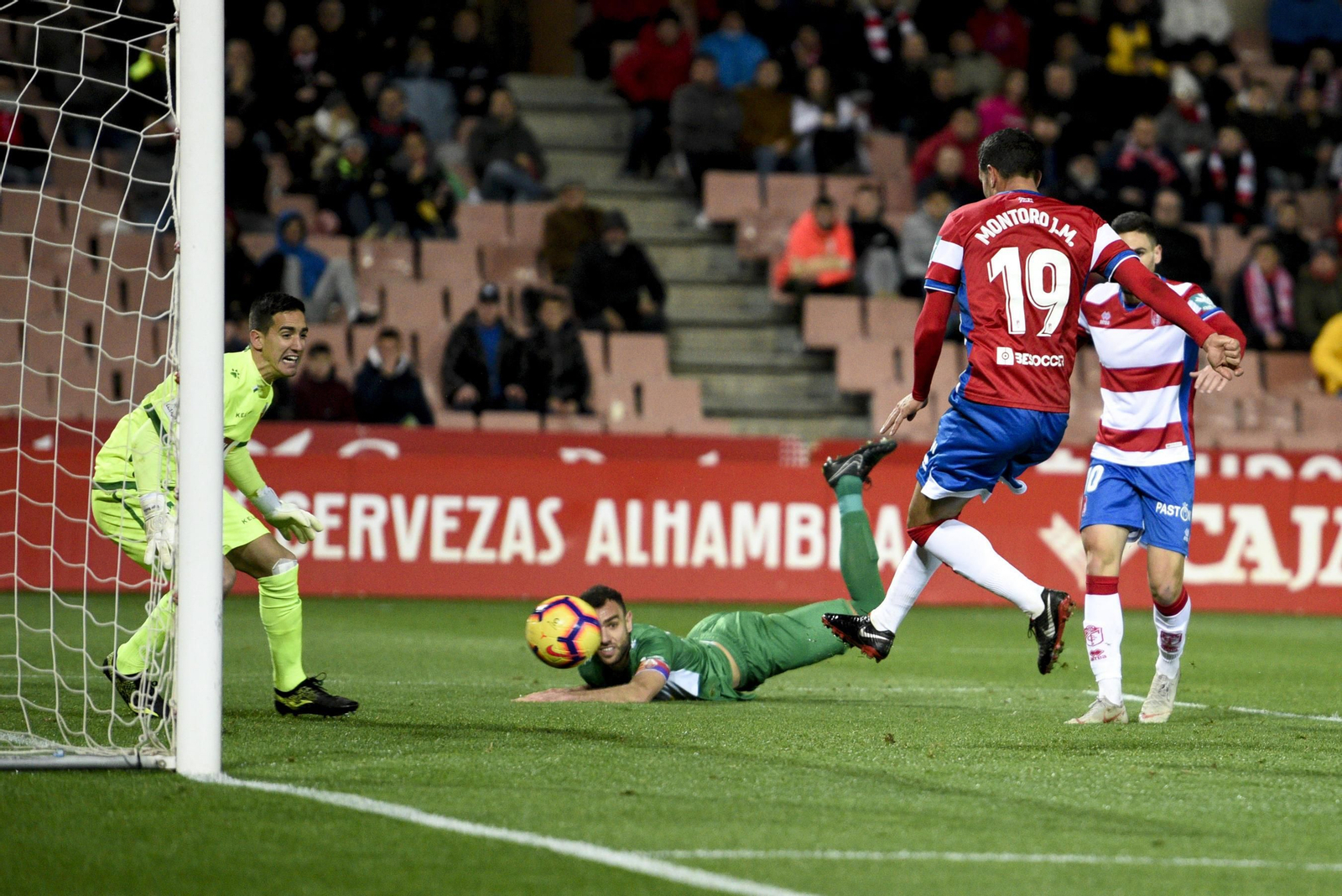Los goles de Ángel Montoro con el Granada CF en imágenes