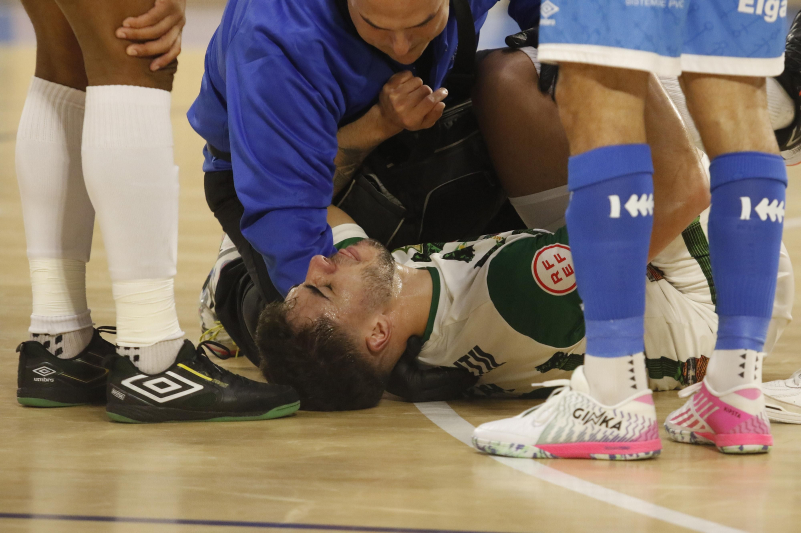 Las mejores fotos de la victoria del Córdoba Futsal ante el Noia