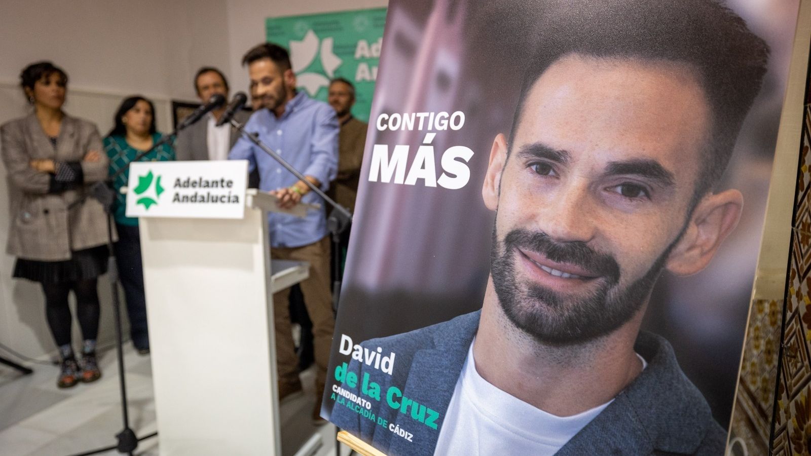 Cartel electoral con la imagen de David de la Cruz.