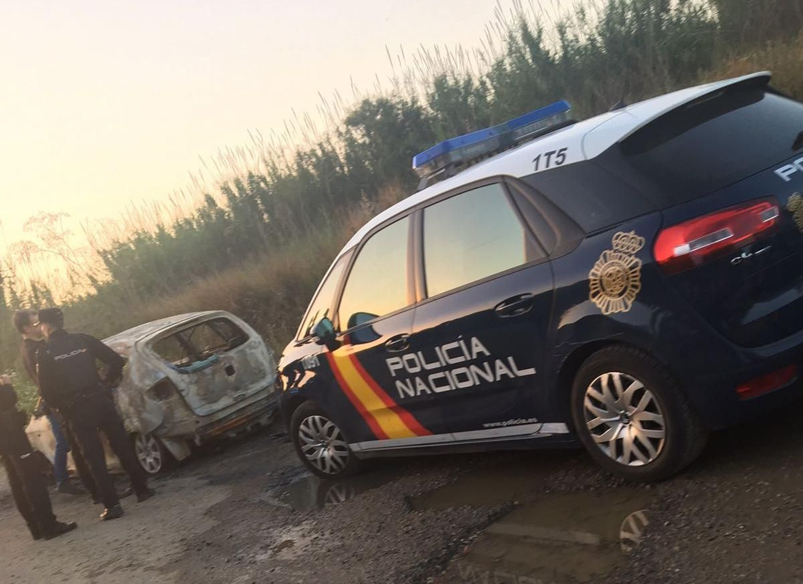 El vehículo que apareció calcinado.