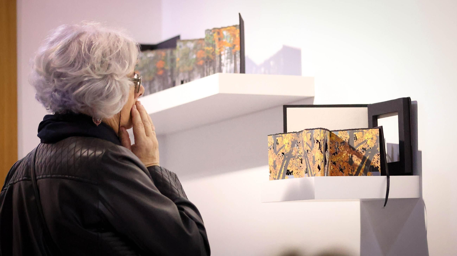 María Puyol expone su obra en el Campus de Jerez