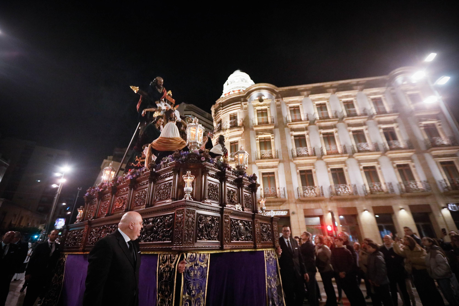 Las mejores fotos de la procesión del Silencio