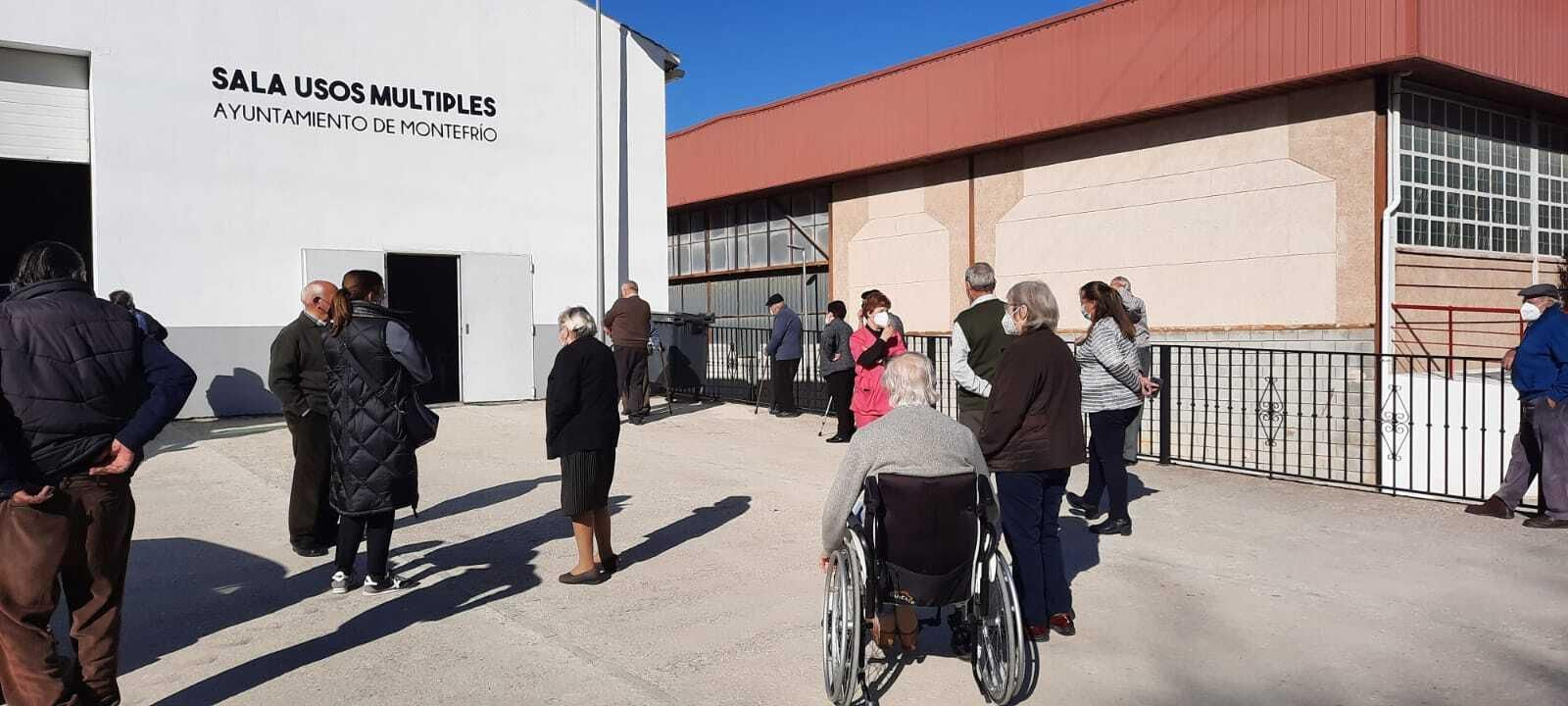 El Pabellón Multiusos de Montefrío acoge la vacunación