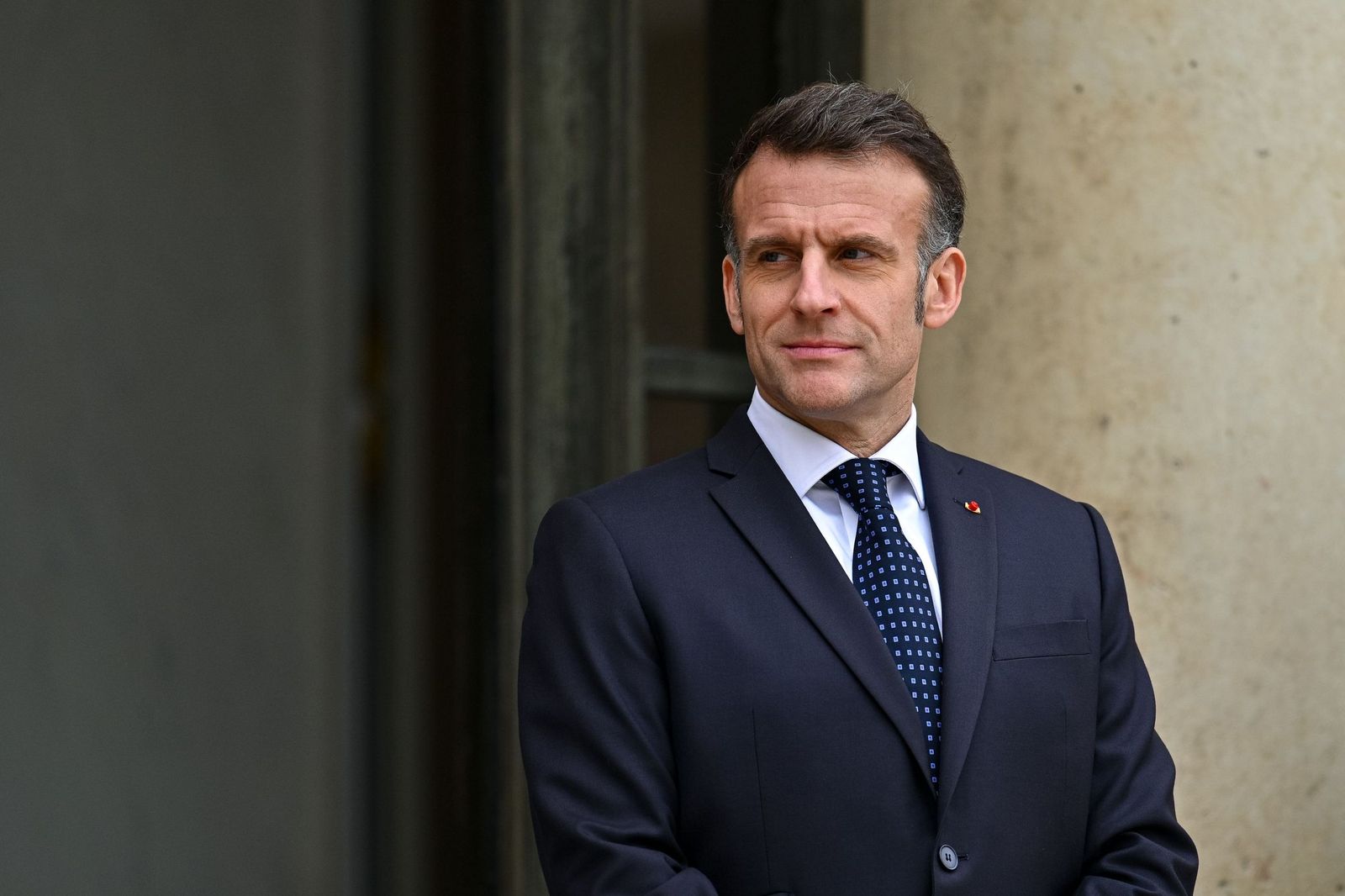 Francia autoriza que aviones de EEUU utilicen de forma temporal sus bases en Oriente Medio