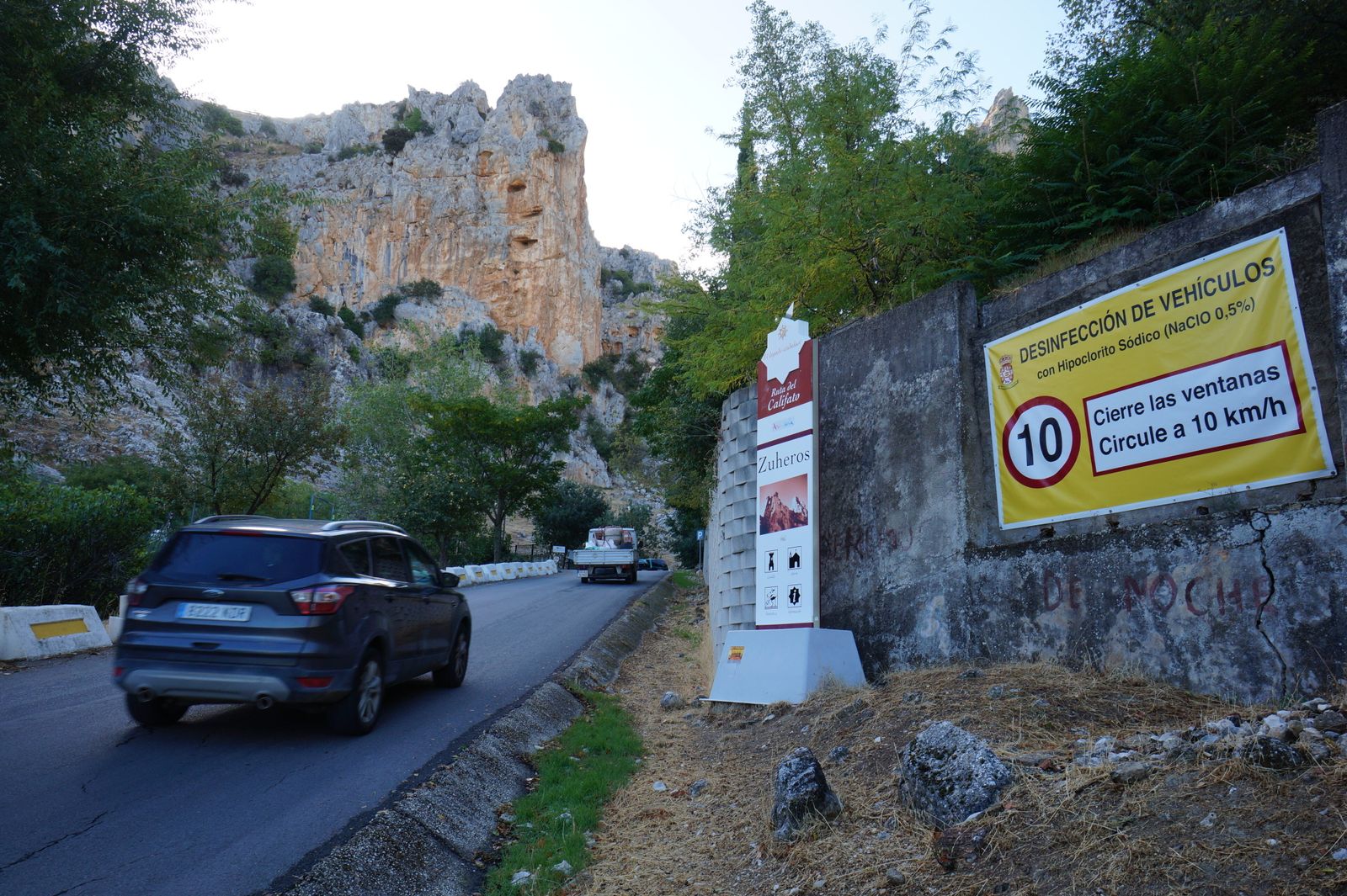 Las fotografías de un paseo por Zuheros, el municipio de Córdoba que resiste libre de covid