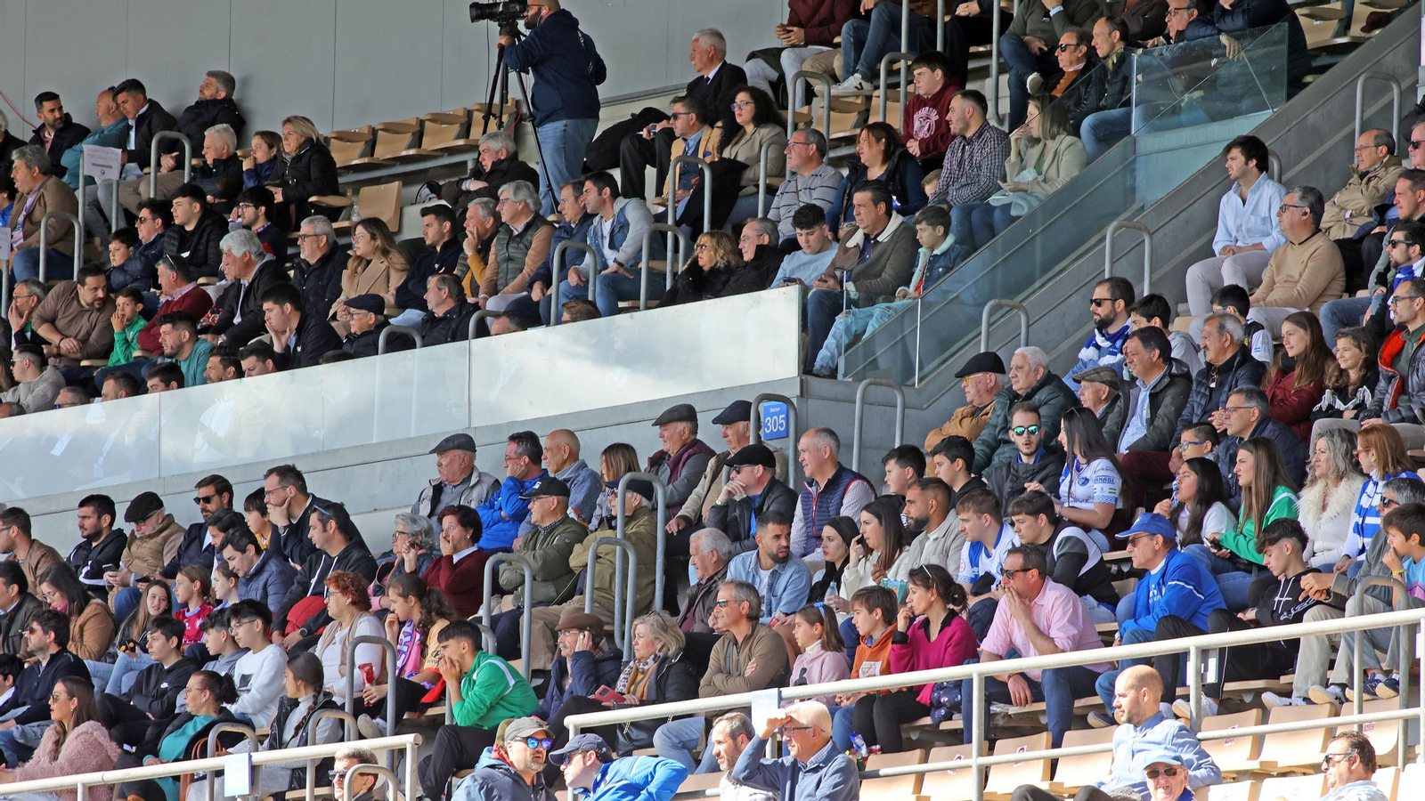 Búscate en el partido Xerez DFC - Atlético Sanluqueño en Chapín