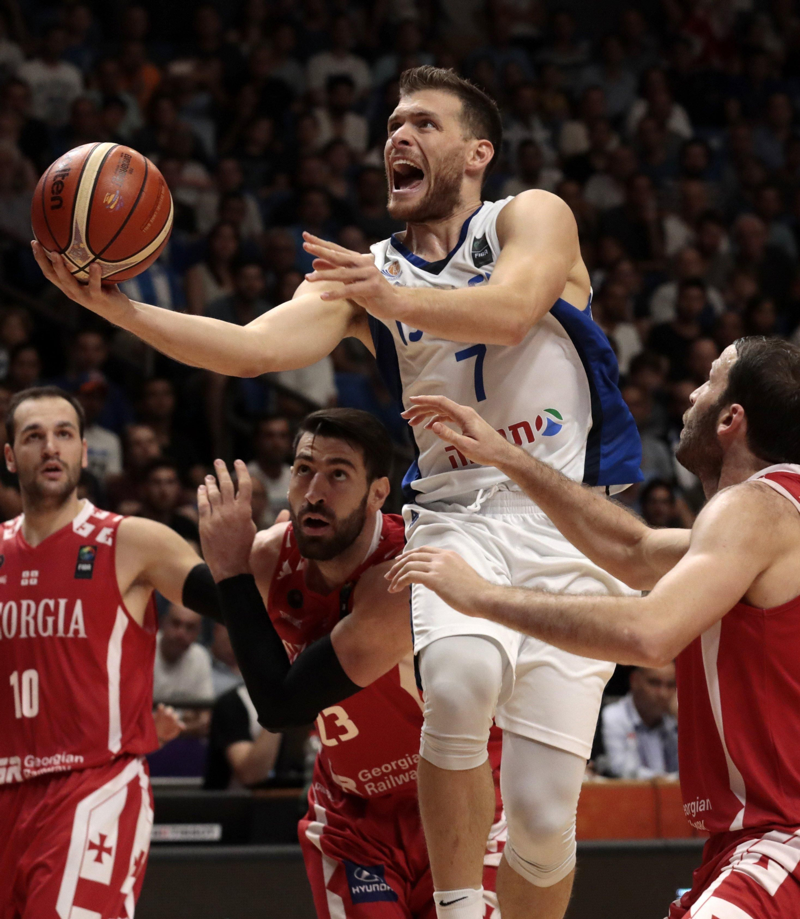 Gal Mekel, con Israel. Gal Mekel, con Israel.