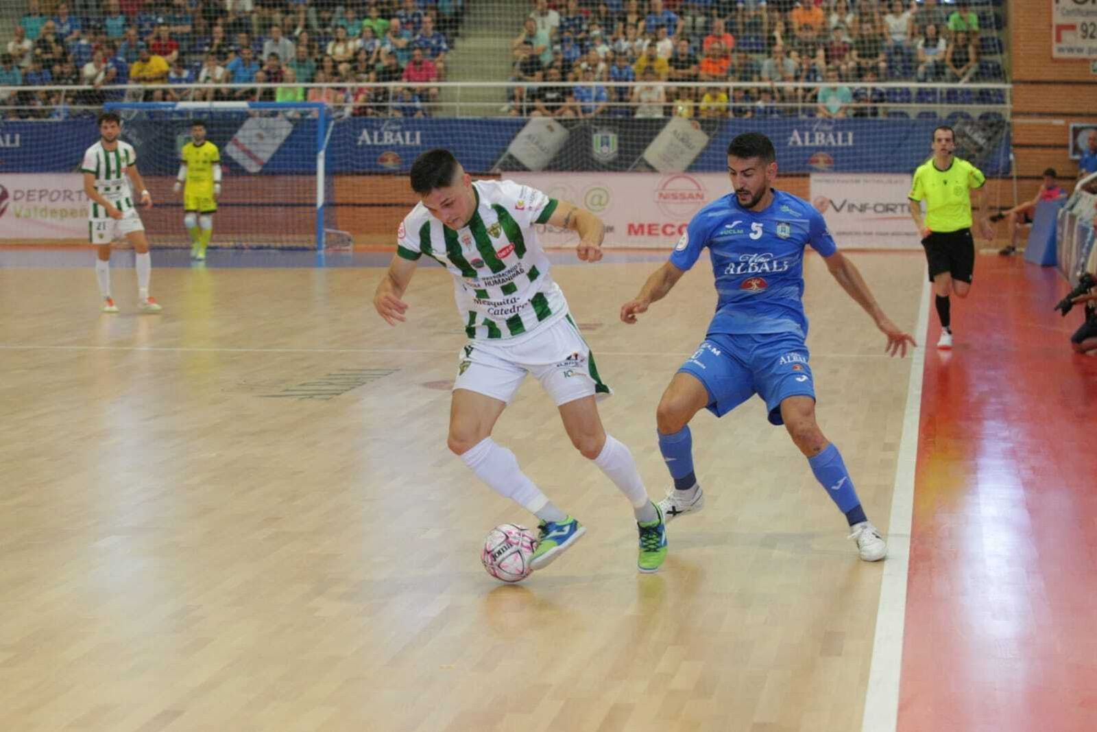 La derrota del Córdoba Futsal ante el Viña Albali Valdepeñas, en imágenes