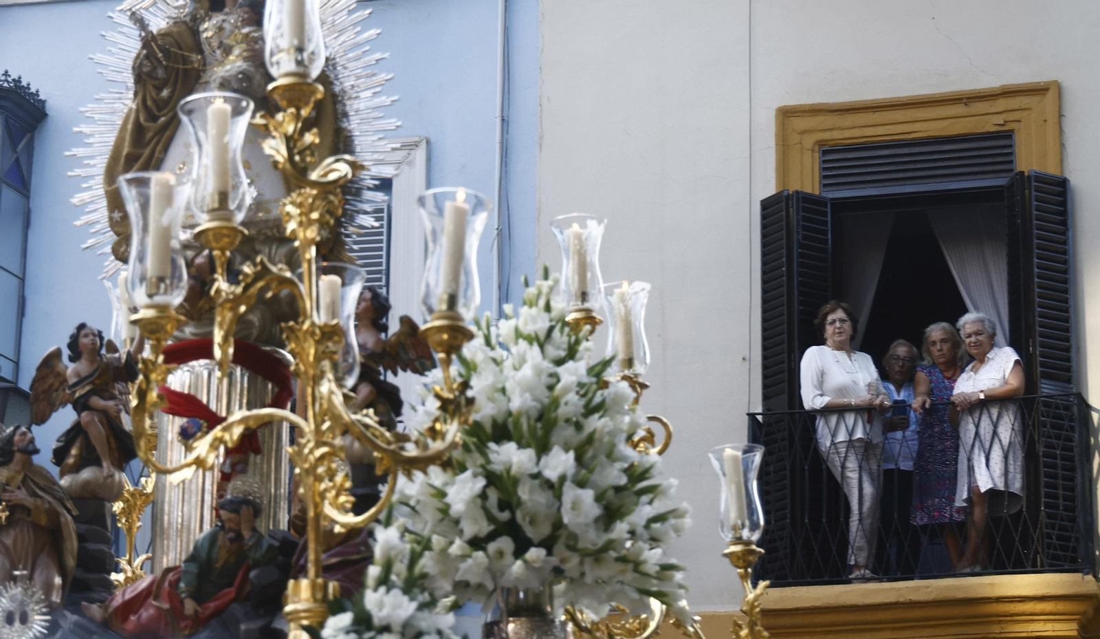 La procesión de la Virgen del Pilar, en imágenes