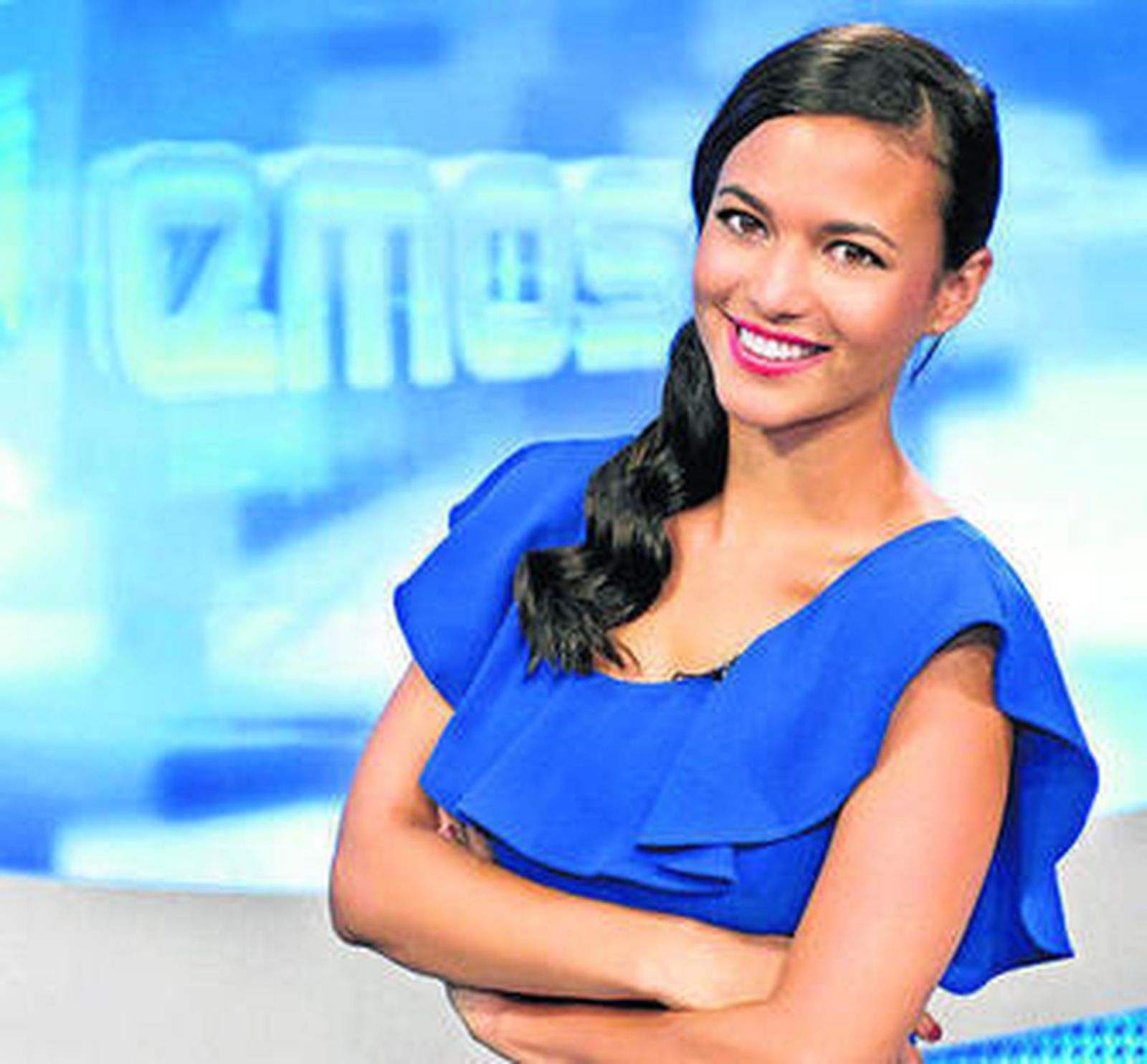 Elisa Mouliaá en el programa de 'zapping' de la cadena pública, 'TVEmos'.