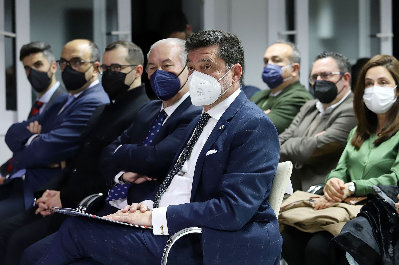 Eduardo Sugrañes recibe el III premio "Gota a Gota de Pasión" de la Fundación Cajasol