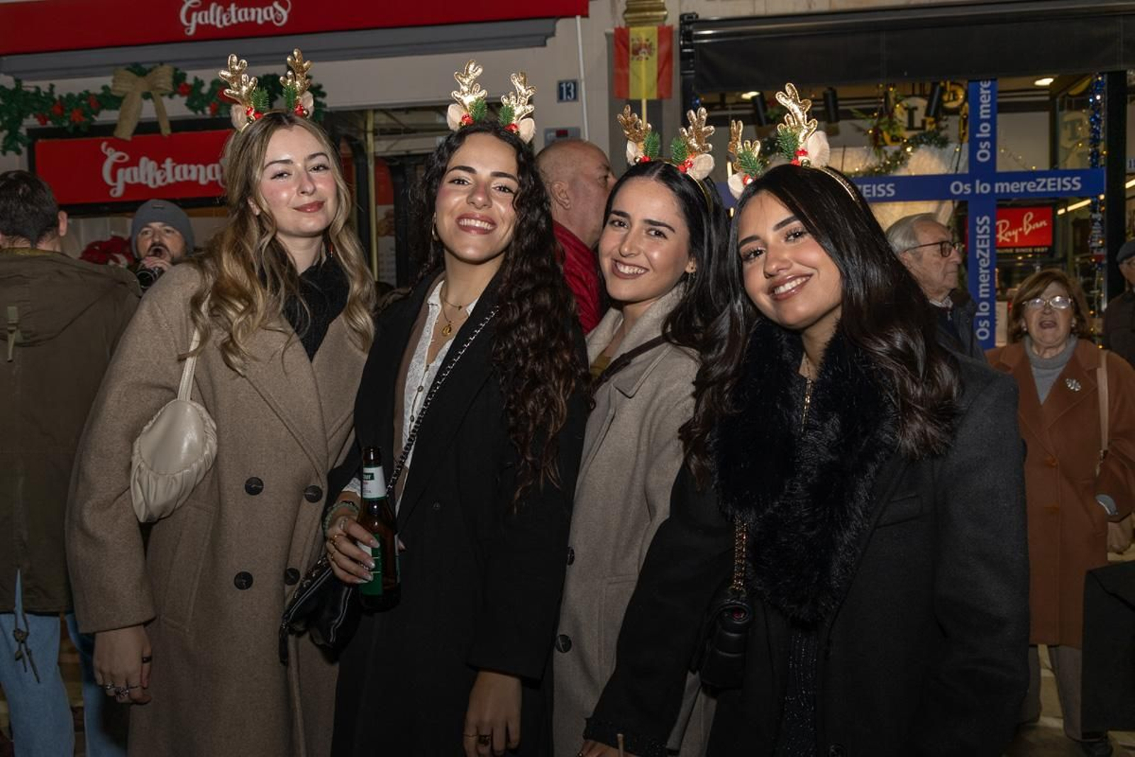 Conciertos y actuaciones en Navidad,  "Son de Vida" y  zambomba navideña "Raíz y Compás"